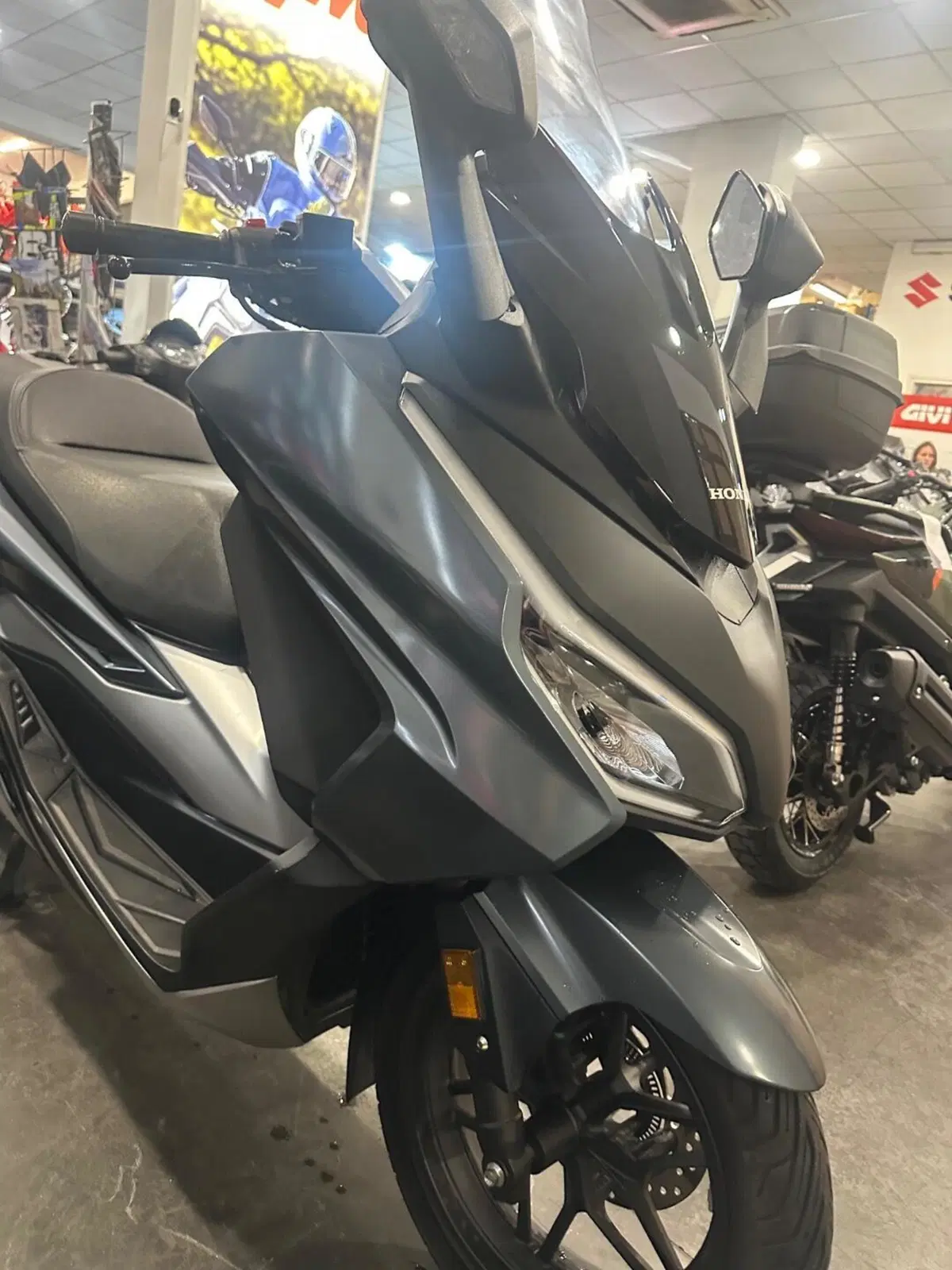 Honda Forza 350 (2022 - 24) (4)