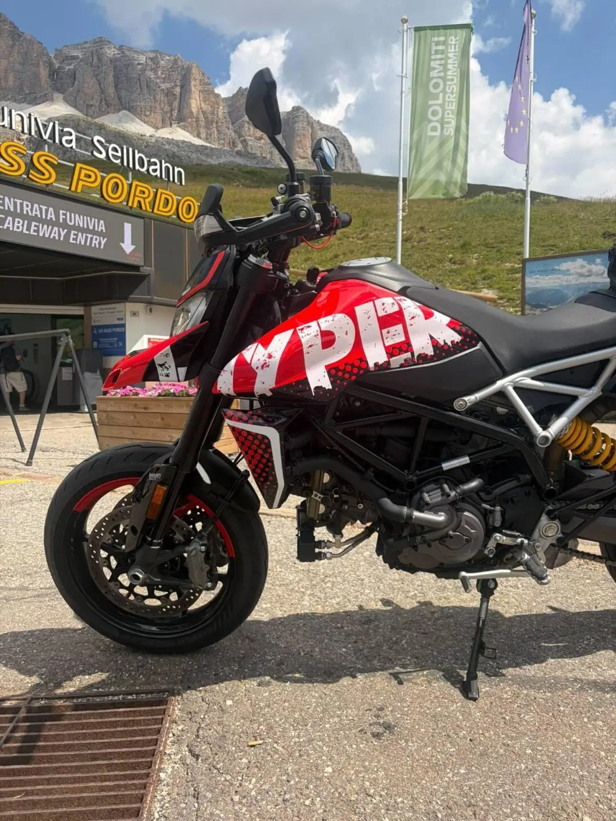 Ducati Hypermotard 950 RVE (2022 - 25) (7)