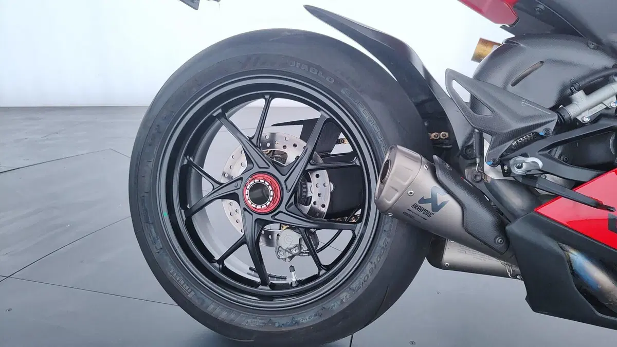 Ducati Panigale V4 SP2 30° Anniversario 916 (2024) (10)