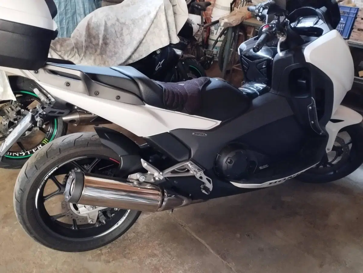 Honda Integra 750 DCT ABS (2014 - 15) (3)