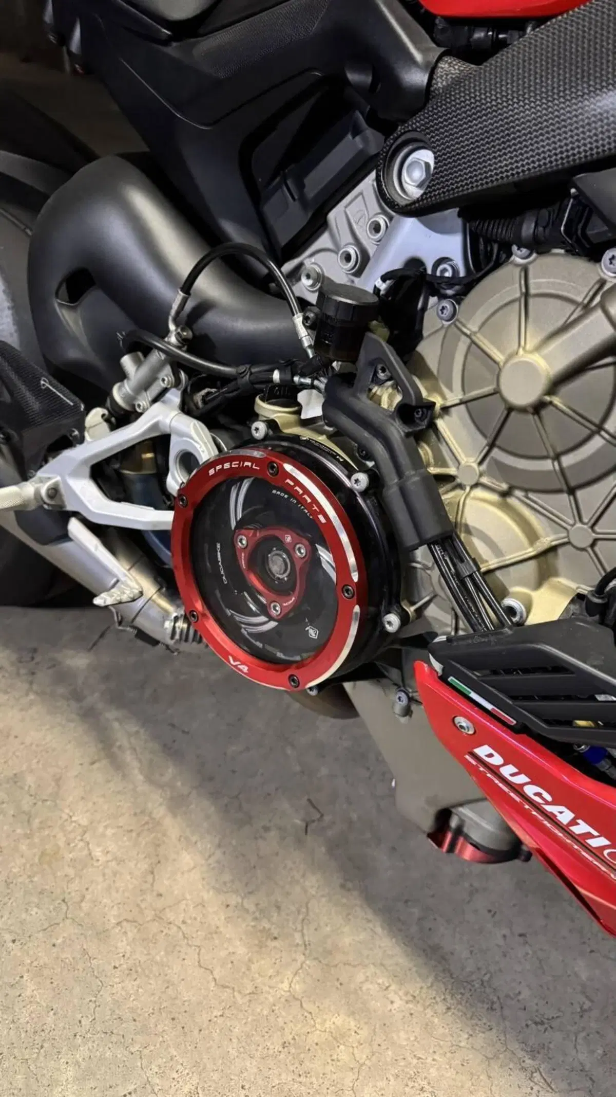 Ducati Streetfighter V4 1100 S (2021 - 22) (9)