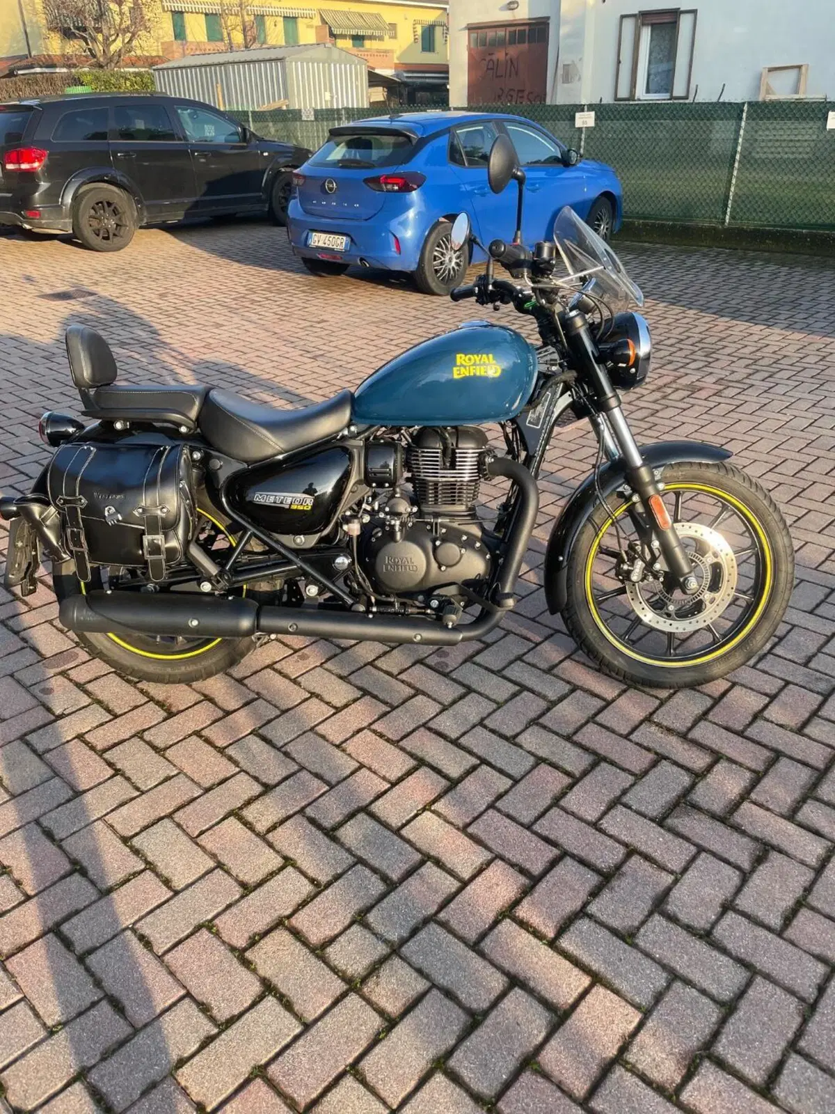 Royal Enfield Meteor 350 (2021 - 26)
