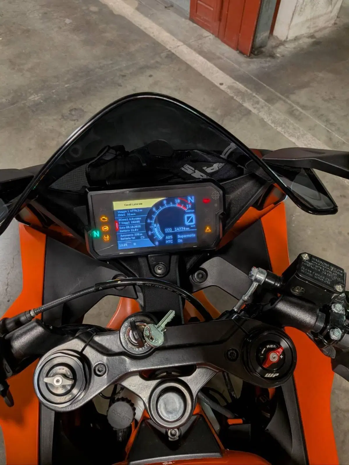 KTM RC 390 (2022 - 26) (2)