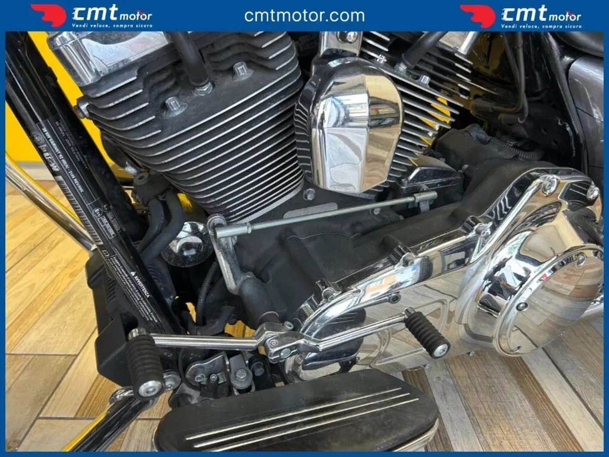 Harley-Davidson 1690 Street Glide Special (2014 - 16) - FLHX (7)