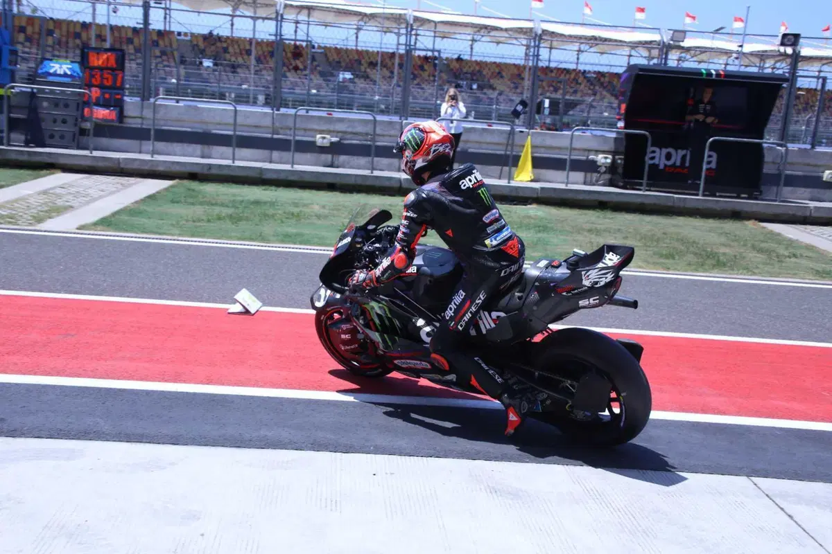 MotoGP, resoconto del venerdì, Martin: 'Marc ha un passo migliore di me', e Marquez: 'Pista Aprilia', chi ha ragione? Intanto il favorito è un altro (non Bez) (2)
