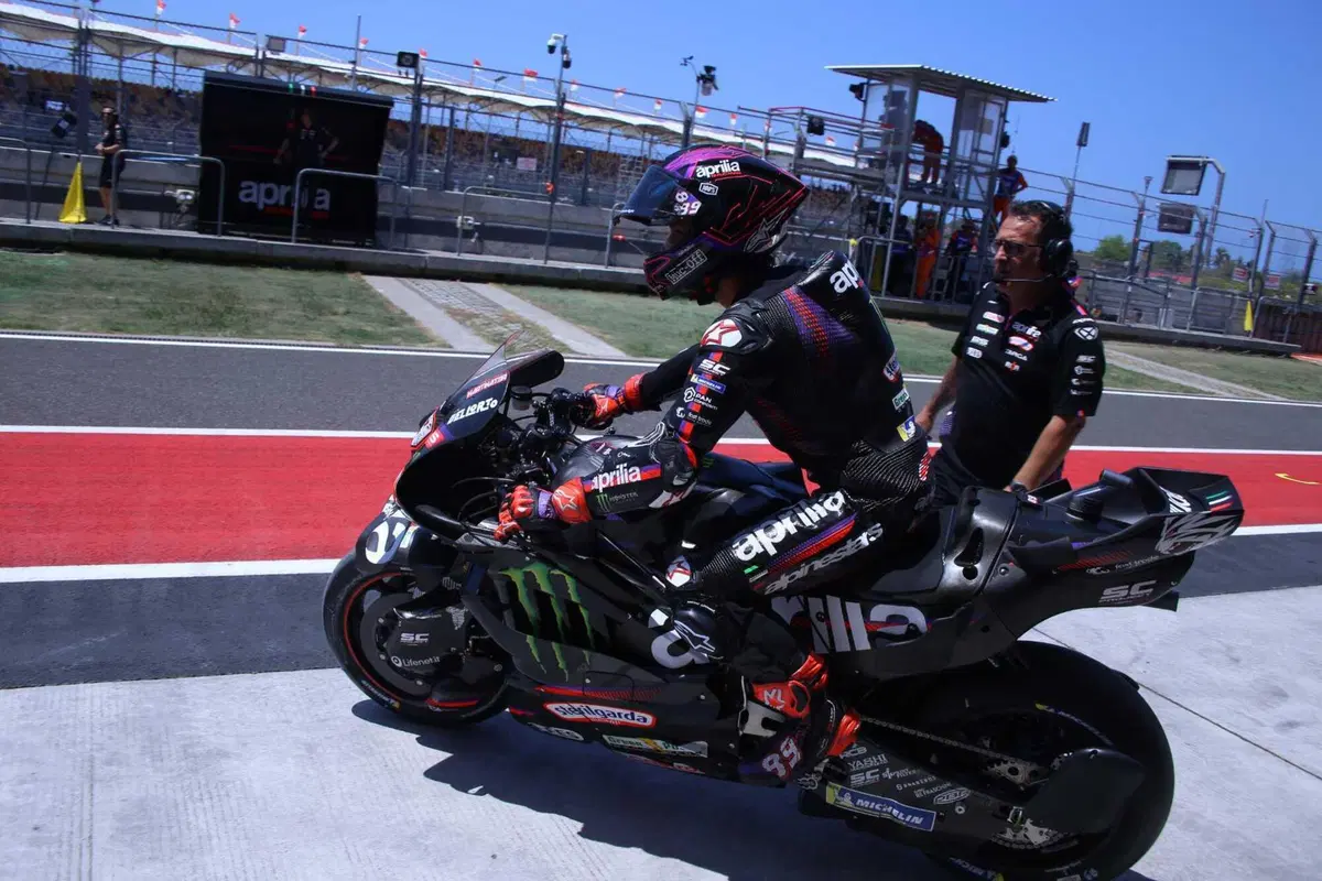 MotoGP, resoconto del venerdì, Martin: 'Marc ha un passo migliore di me', e Marquez: 'Pista Aprilia', chi ha ragione? Intanto il favorito è un altro (non Bez) (6)