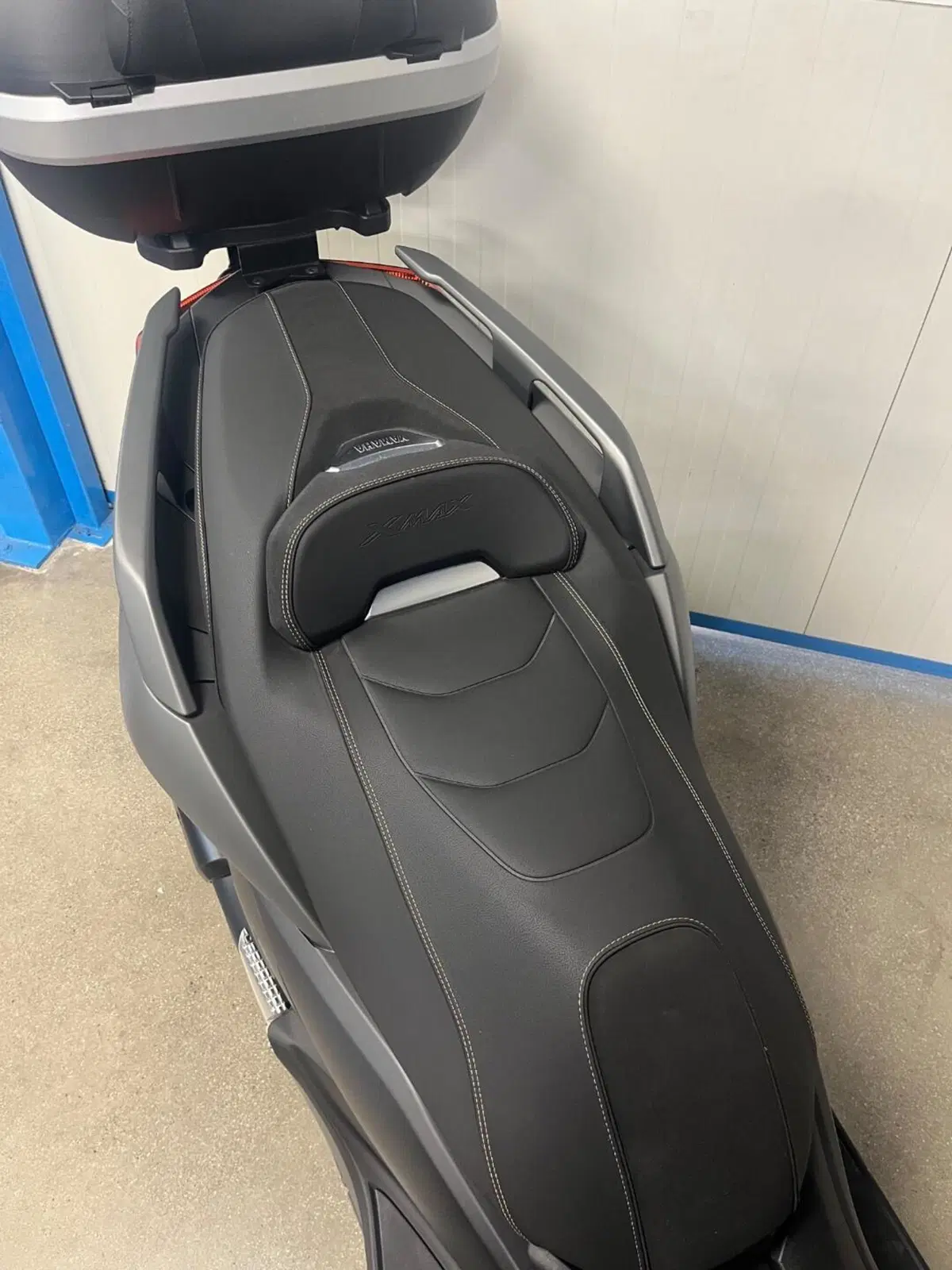 Yamaha X-Max 300 Tech Max (2021 - 24) (3)