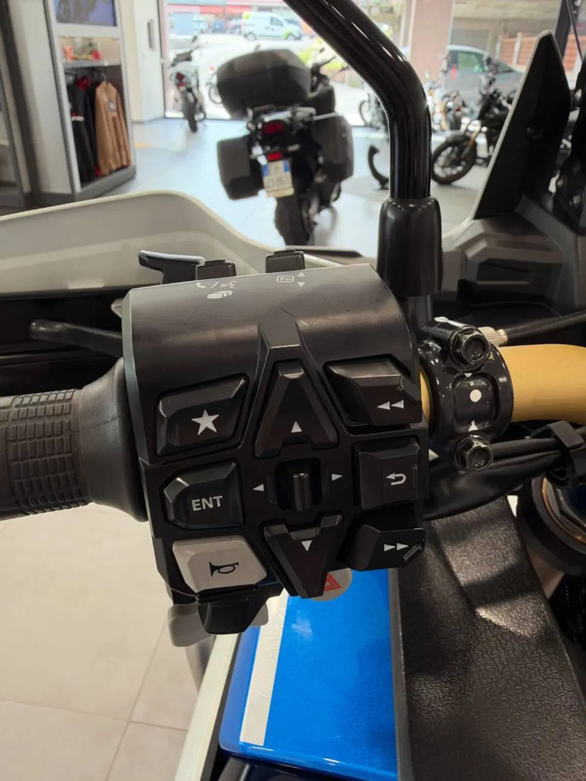 Honda Africa Twin CRF 1100L Adventure Sports Travel Edition DCT (2020 - 21) (10)