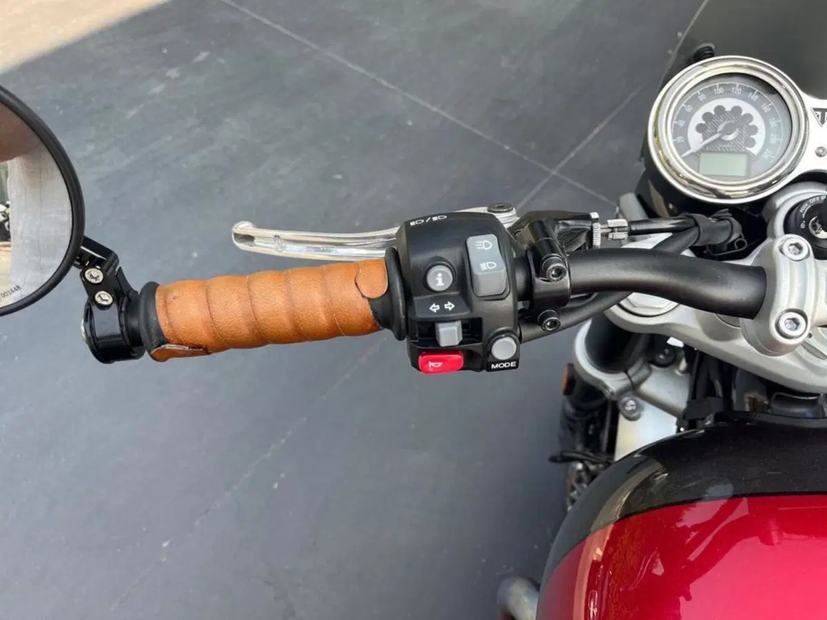Triumph Speed Twin 1200 (2021 - 24) (5)