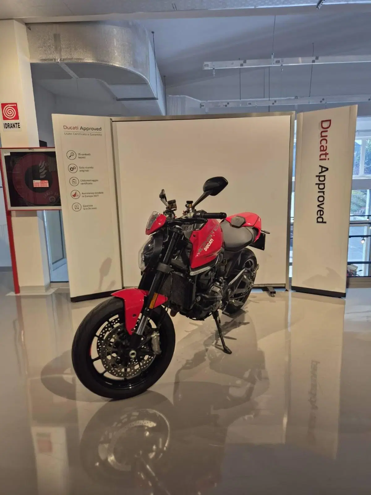 Ducati Monster 937 + (2021 - 25) (3)