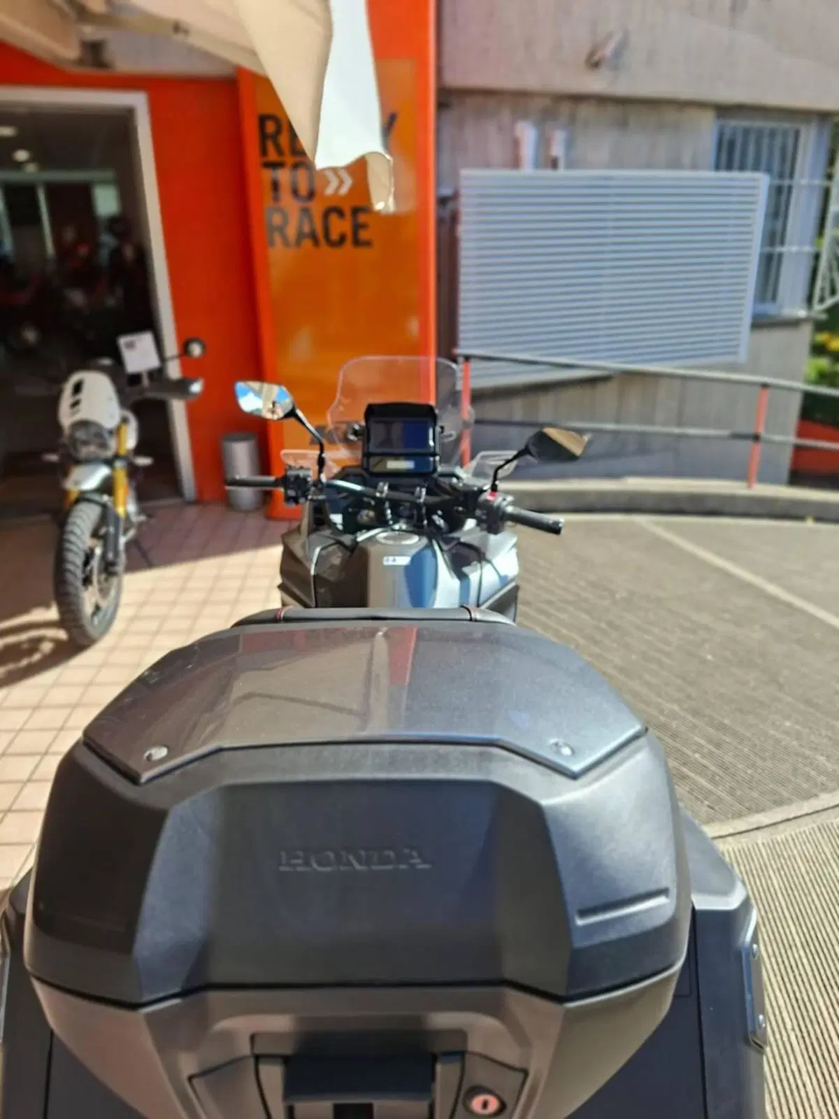 Honda NT 1100 DCT Electronic Suspension (2025 - 26) (3)