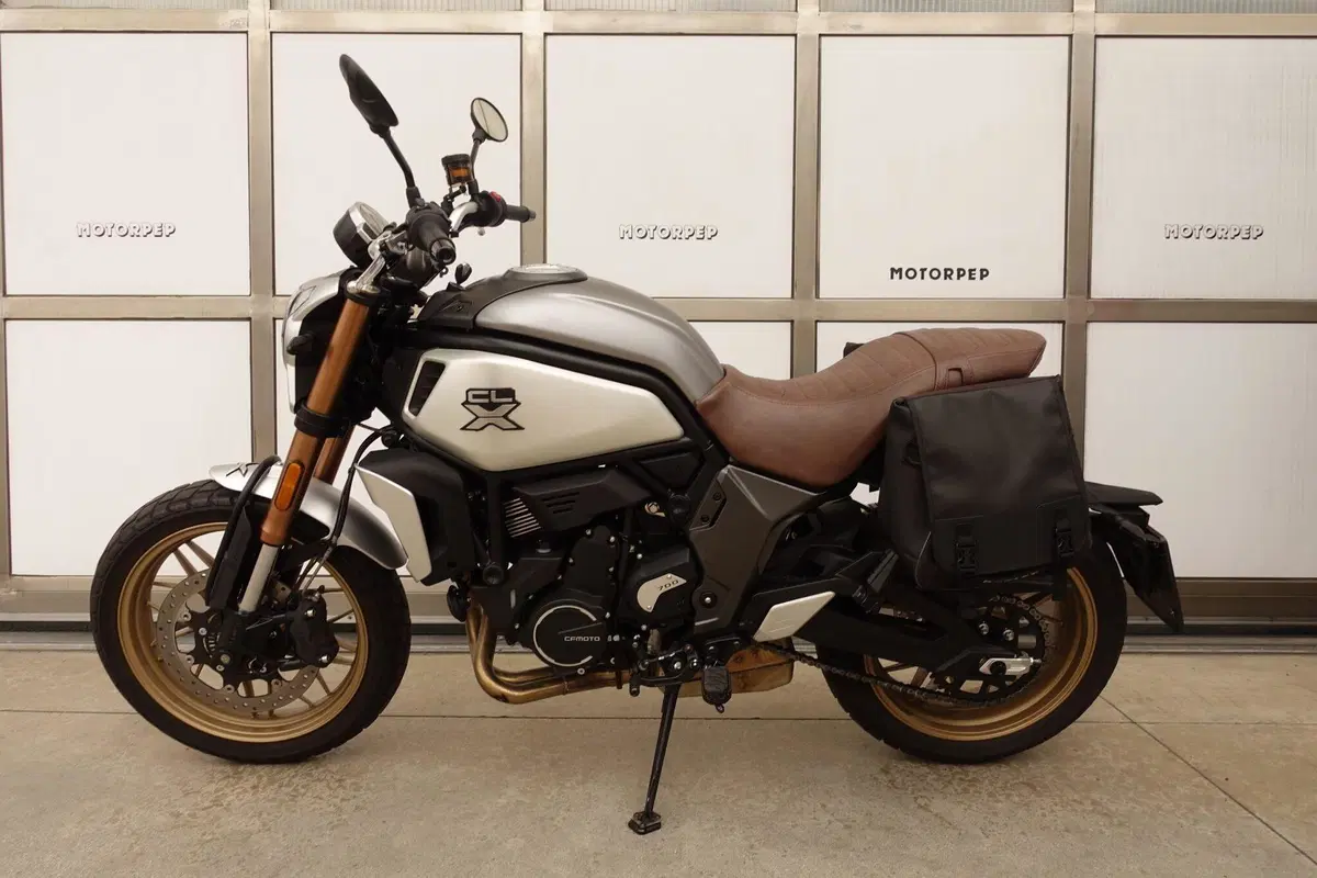 CFMOTO 700CL-X Heritage (2021 - 26) (3)