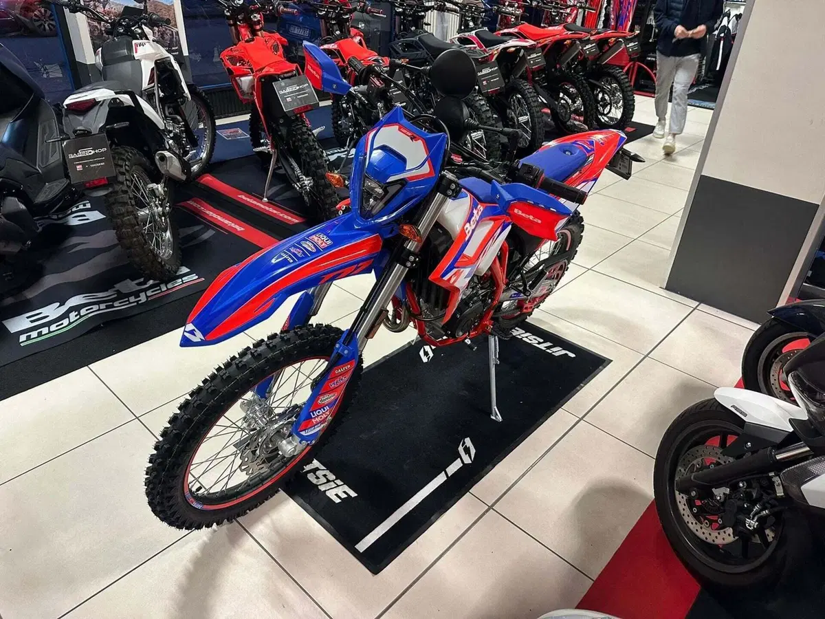 Betamotor RR 125 4T Enduro R (2024 - 26) (7)