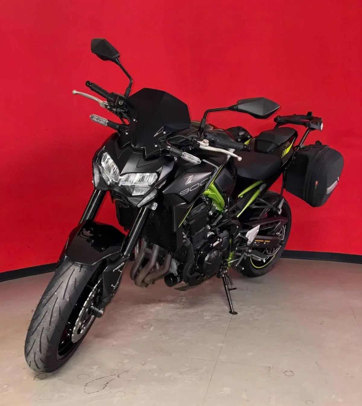 Kawasaki Z 900 (2021 - 24) (4)