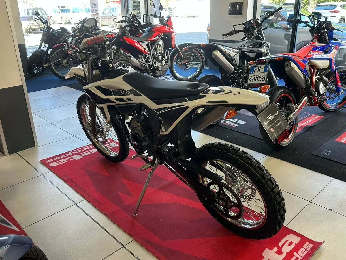 Betamotor RR 50 Enduro (2021 - 26) (5)