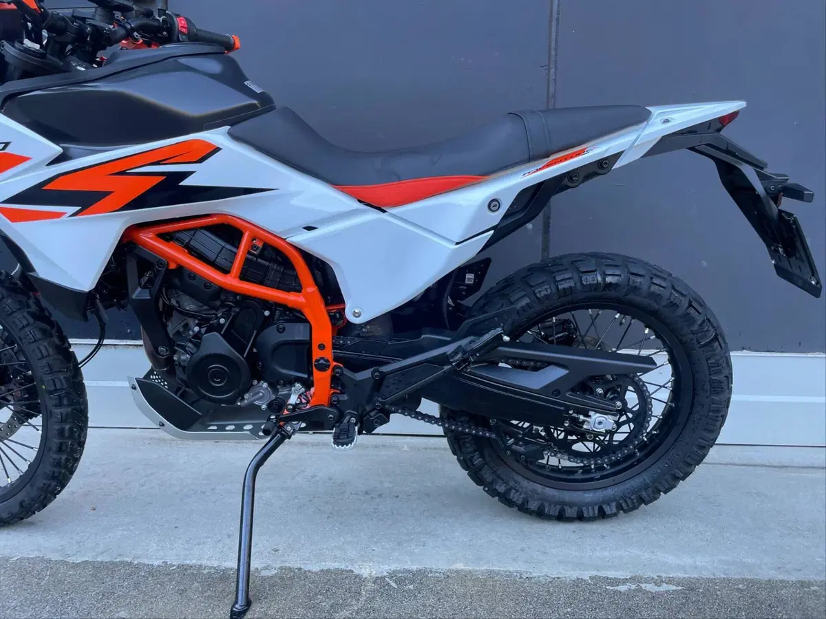 KTM 390 Adventure R (2025 - 26) (5)