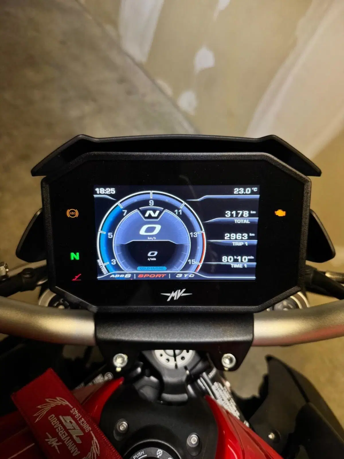 MV Agusta Brutale 800 Rosso (2021 - 23) (14)