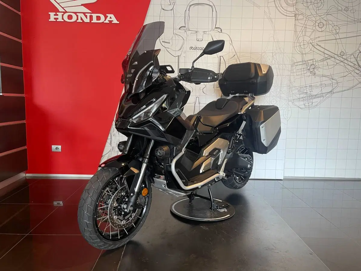 Honda X-ADV 750 Travel (2025 - 26) (6)