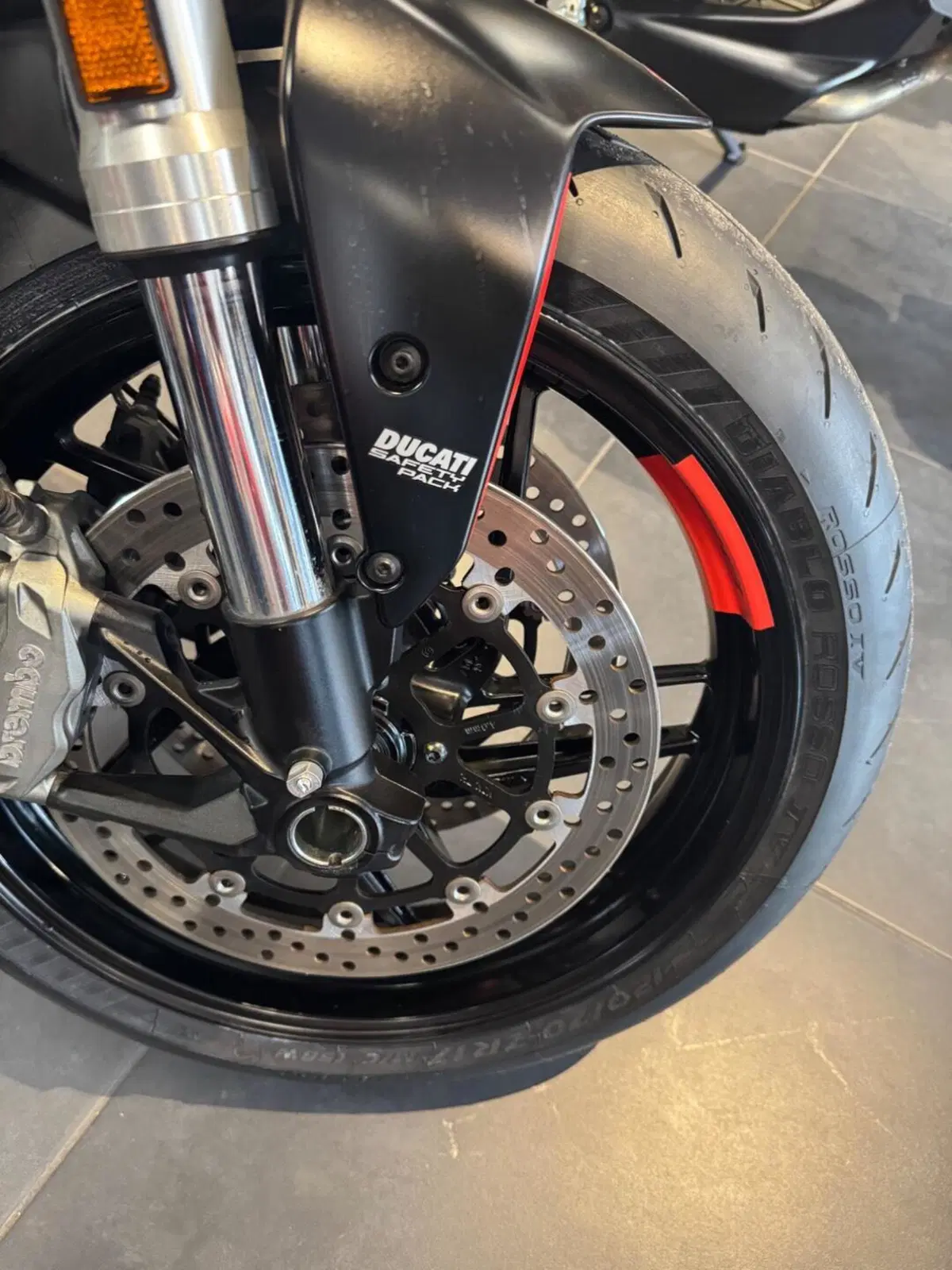 Ducati Monster 821 Stealth (2019 - 20) (5)
