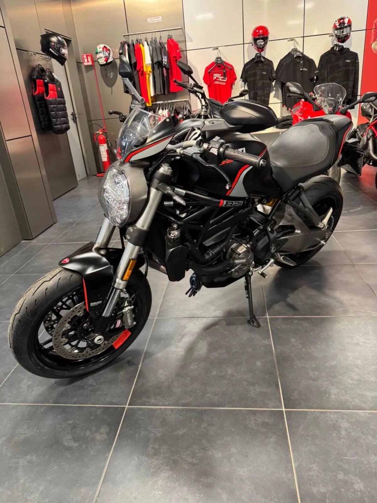 Ducati Monster 821 Stealth (2019 - 20) (17)