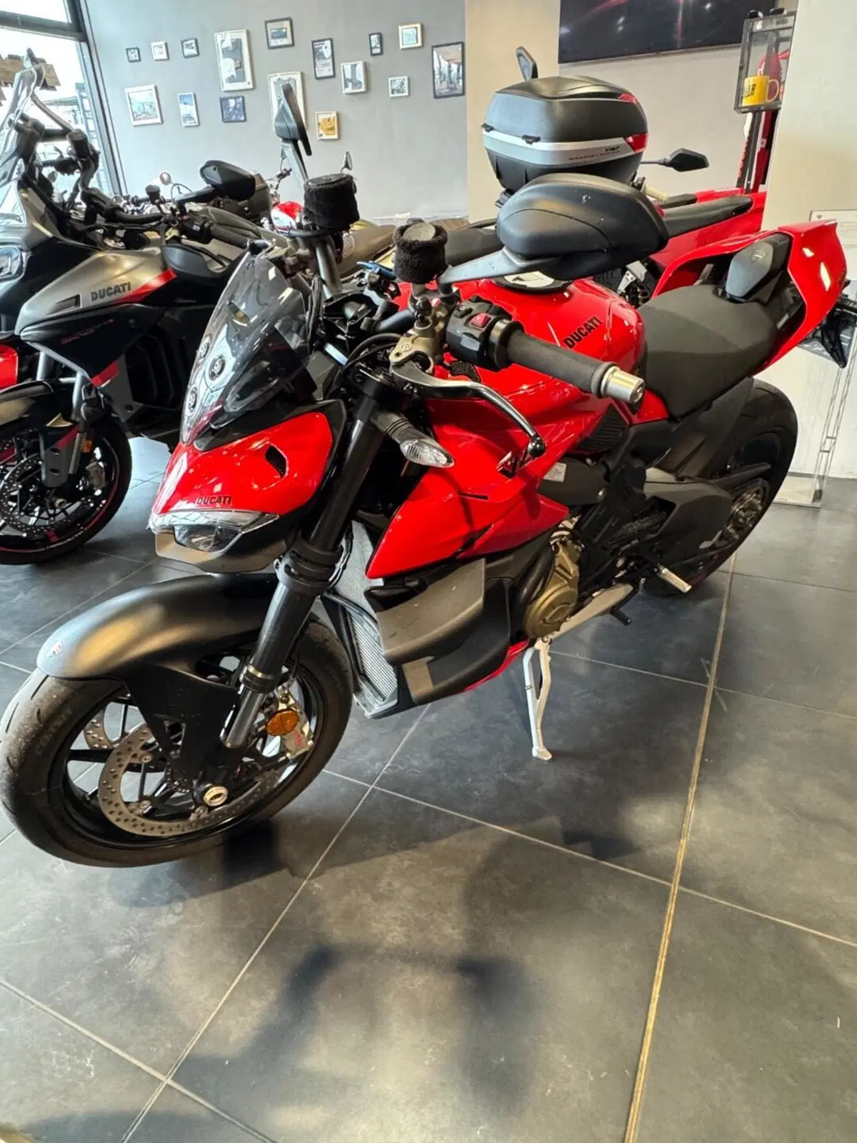 Ducati Streetfighter V4 (2023 - 24) (2)