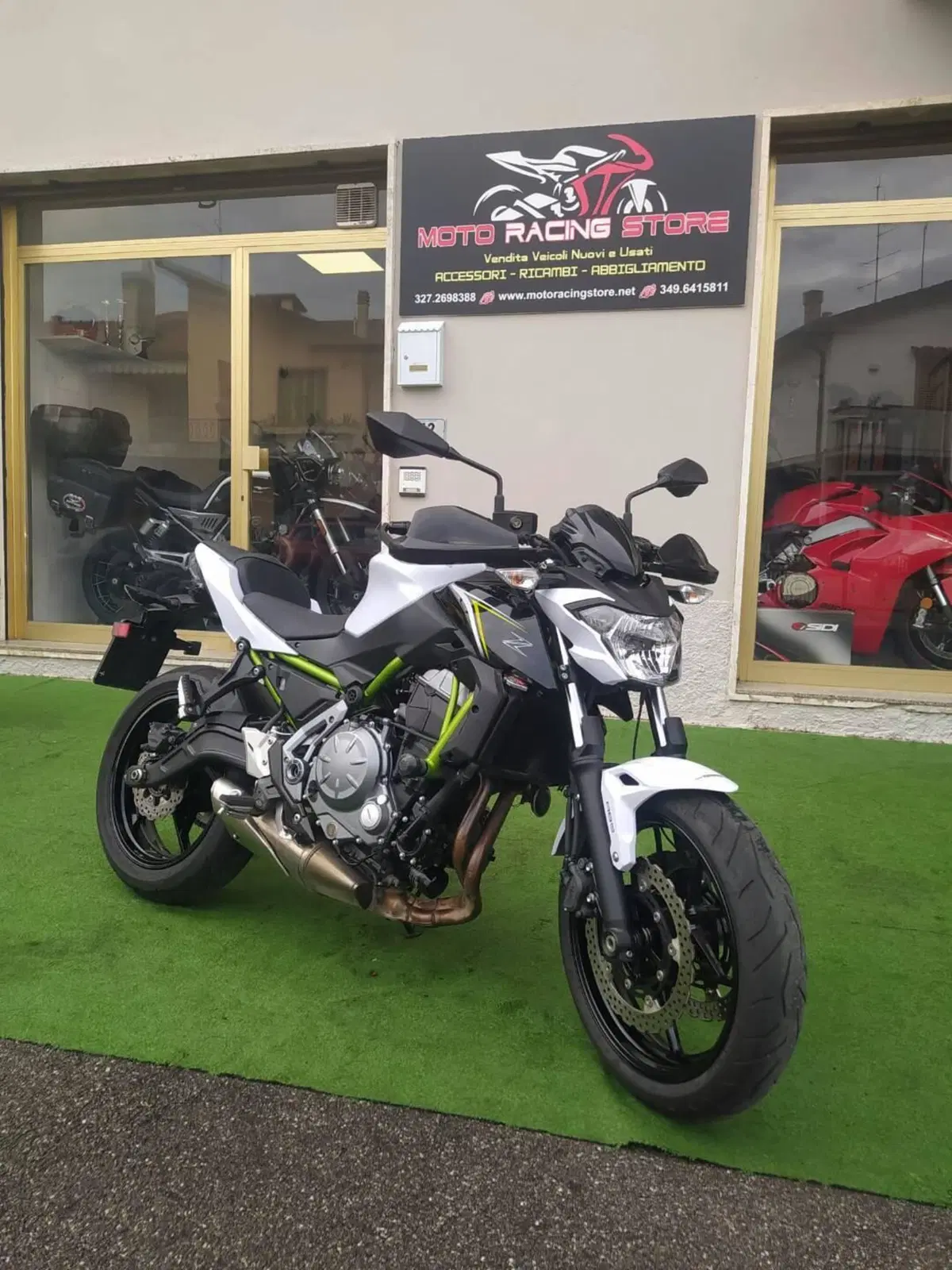 Kawasaki Z 650 (2017 - 19) (2)