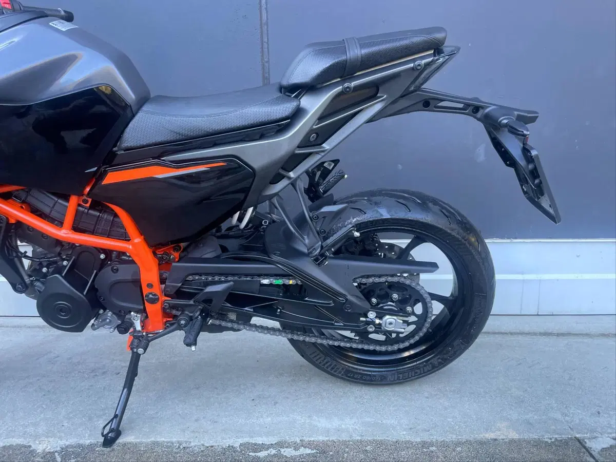 KTM 390 Duke (2026) (5)