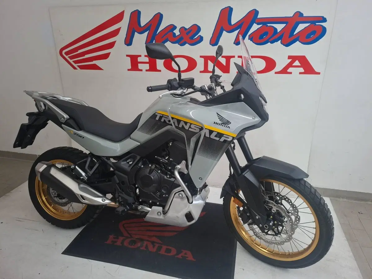 Honda Transalp XL750 (2025) (2)