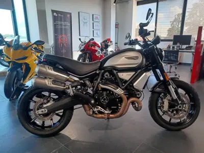 Ducati Scrambler 1100 Dark Pro (2020 - 24) usata