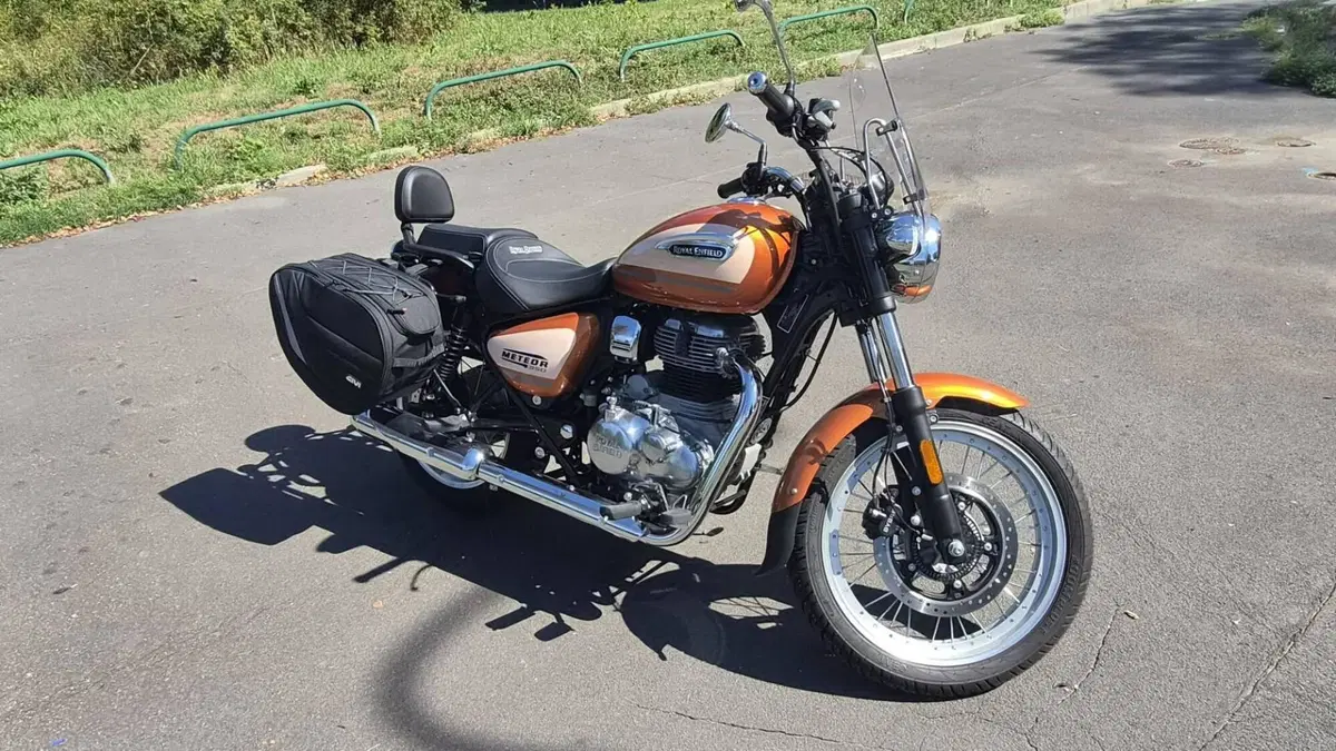 Royal Enfield Meteor 350 Aurora (2024 - 26) (8)
