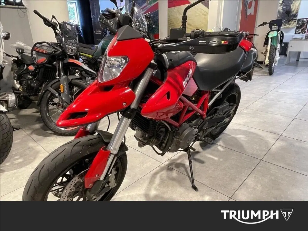 Ducati Hypermotard 796 (2012) (3)