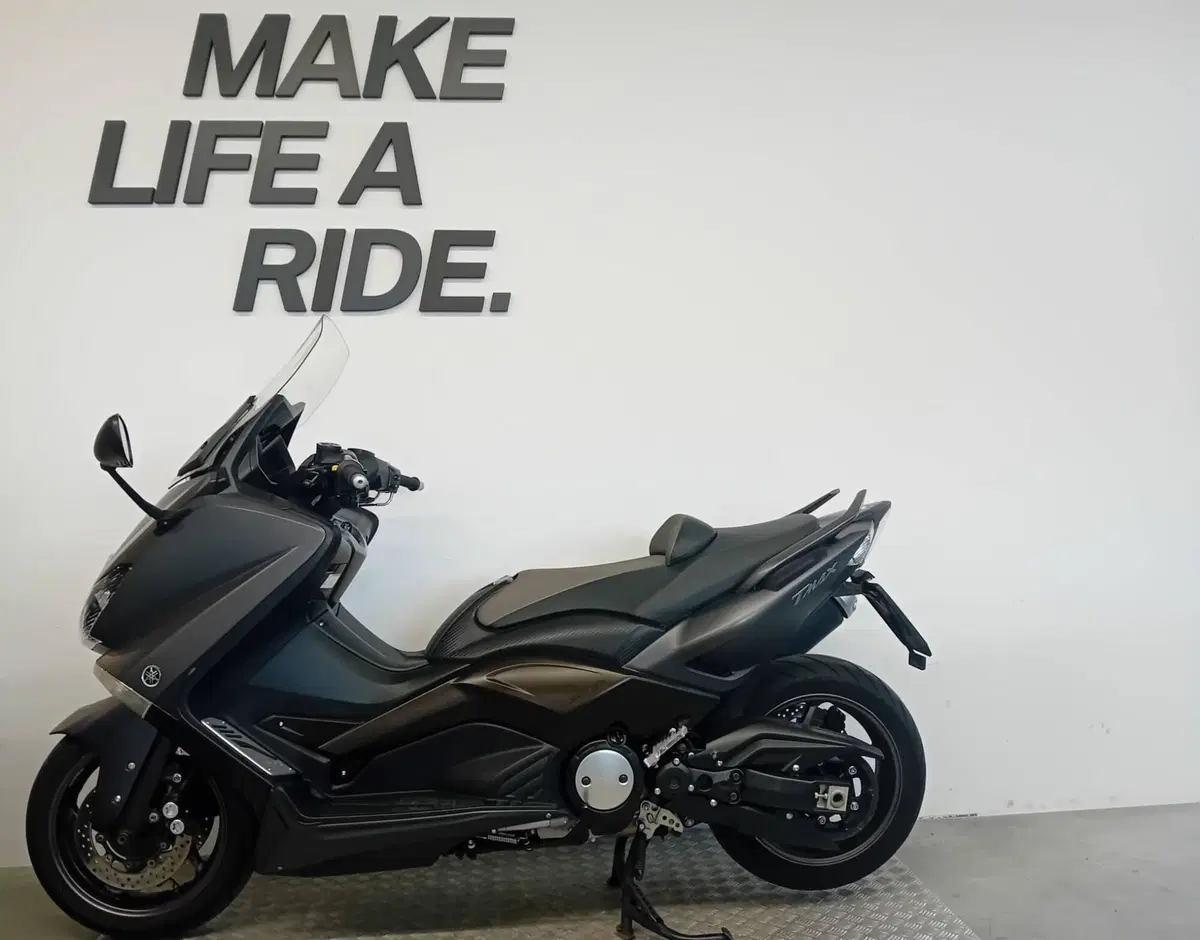 Yamaha T-Max 530 ABS (2012 - 14) (2)