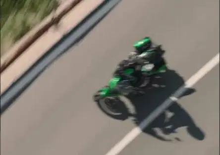 Nuovo teaser social di Kawasaki: la Versys 900 è in arrivo il 13 ottobre?