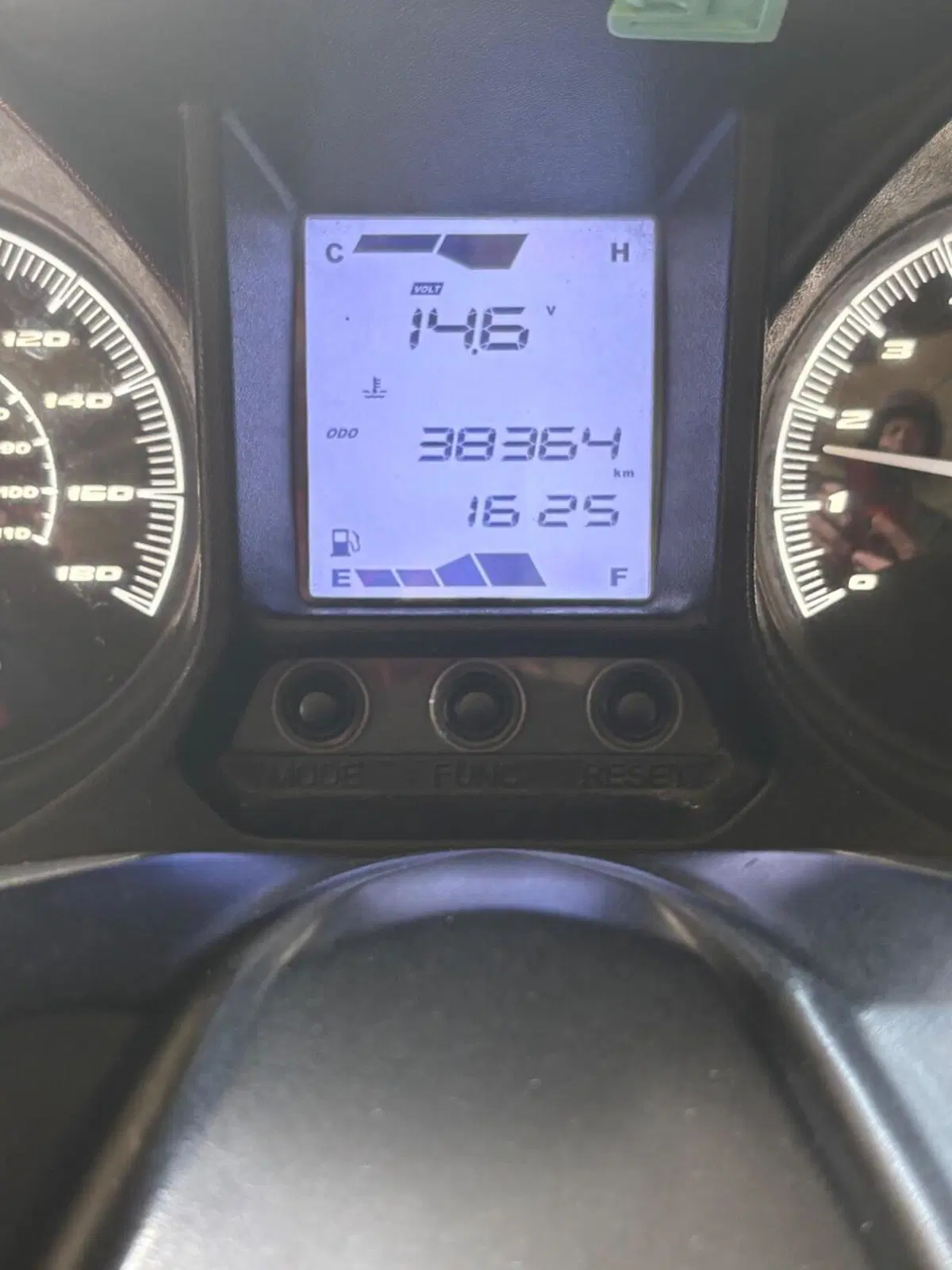 Kymco X-Town 300i City (2021 - 25) (7)