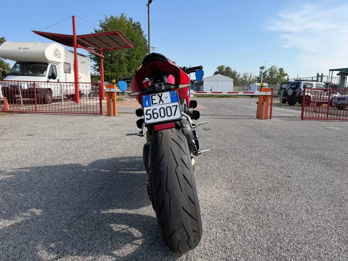 Ducati Streetfighter V4 1100 (2021 - 22) (4)