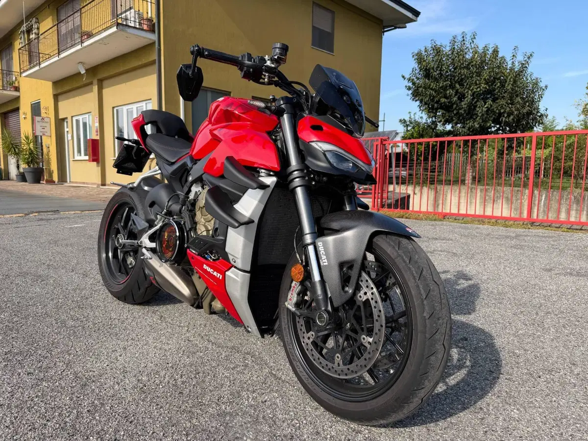 Ducati Streetfighter V4 1100 (2021 - 22) (7)