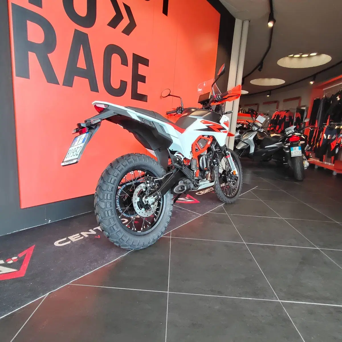 KTM 390 Adventure R (2025 - 26) (4)