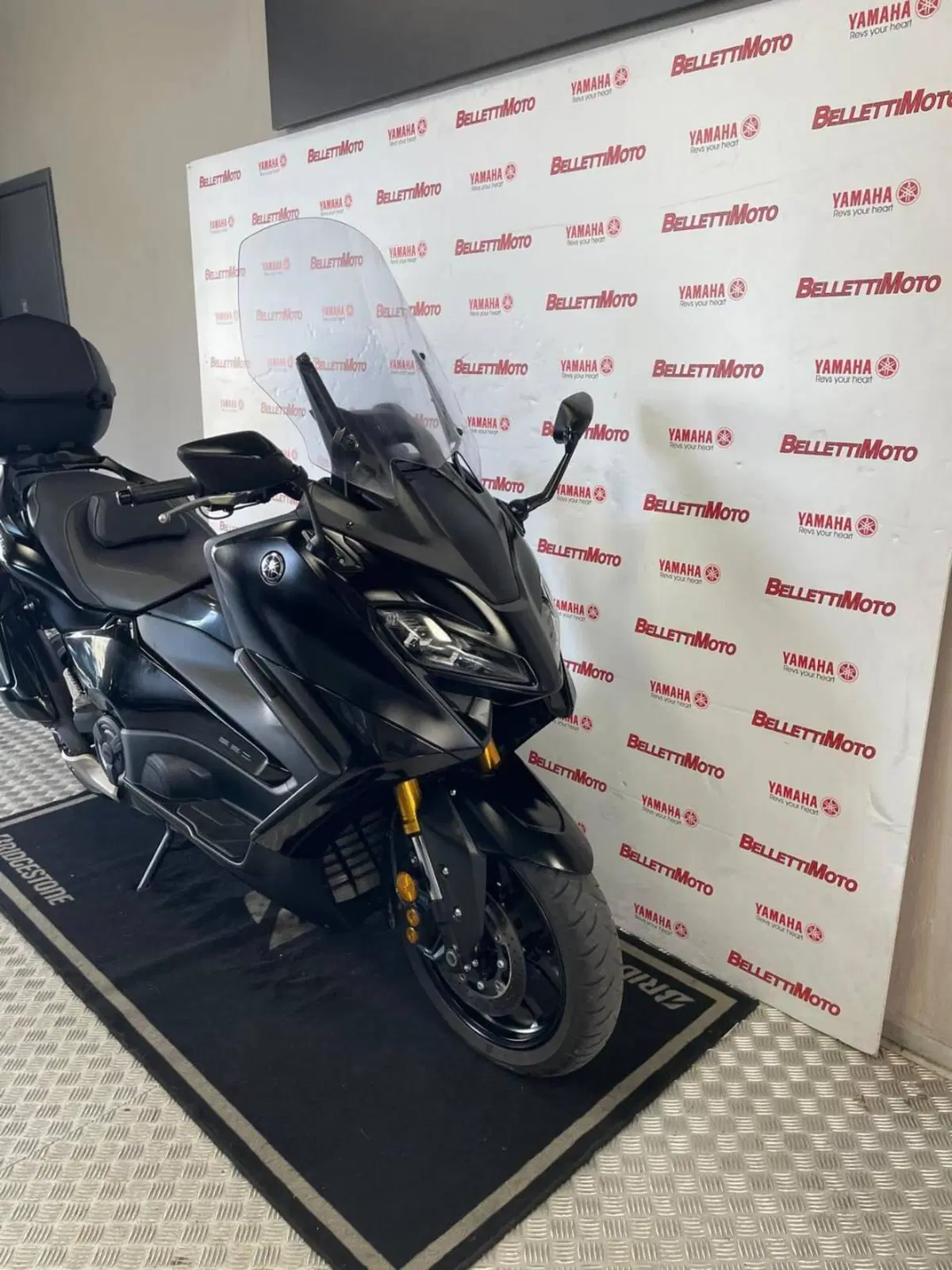 Yamaha T-Max 560 Tech Max (2022 - 24) (3)