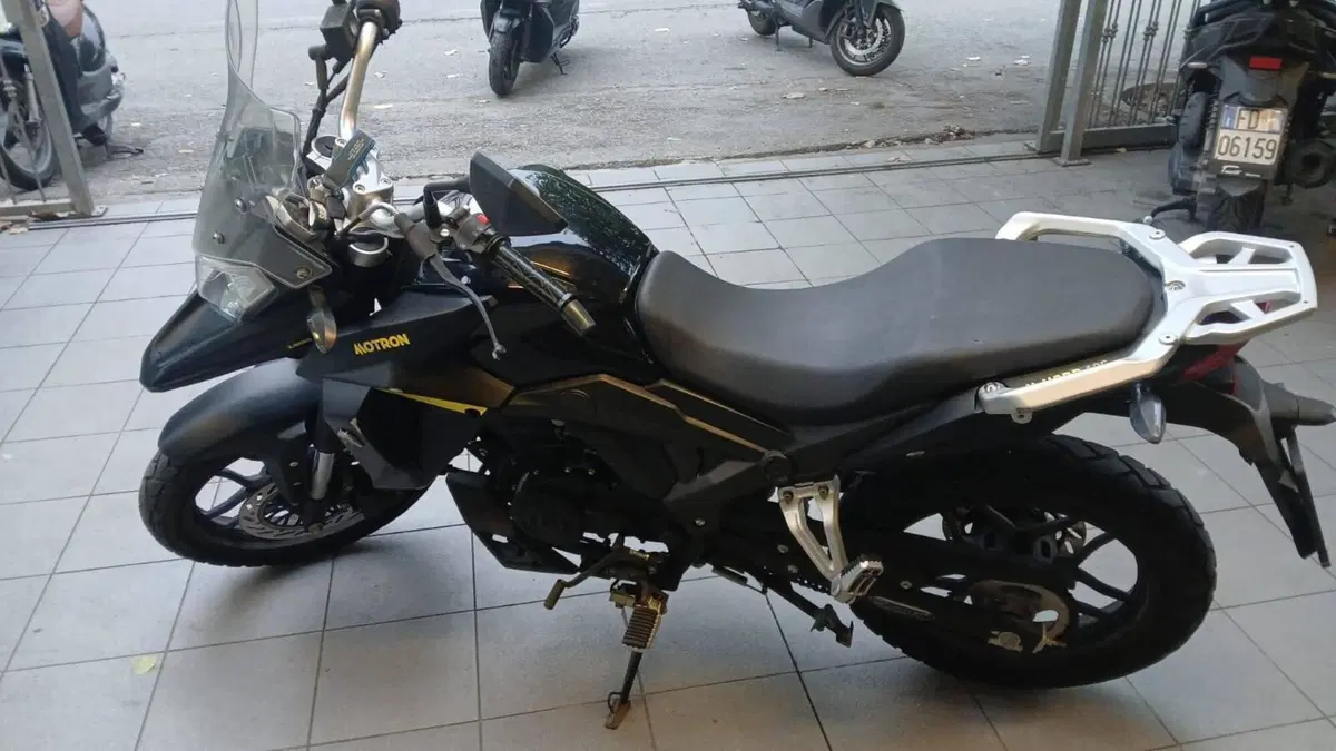 Motron Motorcycles X-Nord 125 (2021 - 26) (3)
