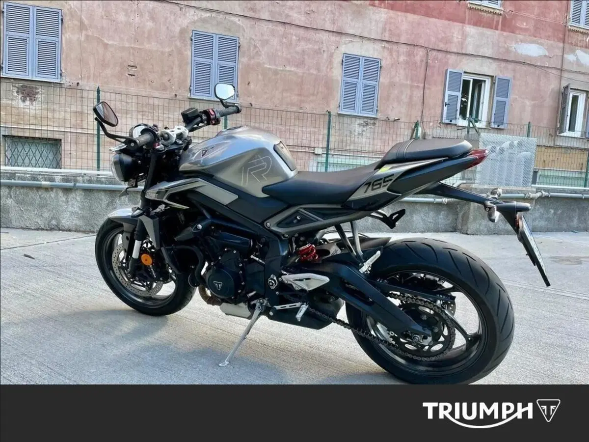 Triumph Street Triple 765 R (2023 - 26) (5)