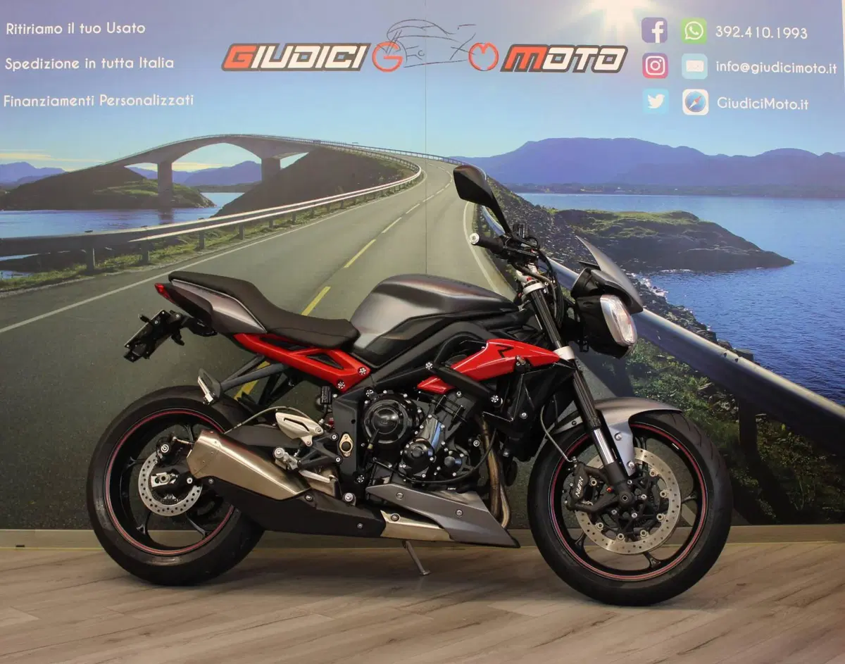 Triumph Street Triple R (2013 - 14)