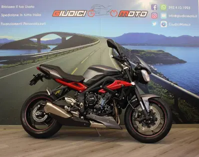 Triumph Street Triple R (2013 - 14) usata