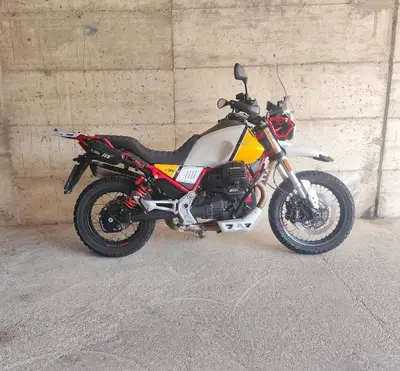 Moto Guzzi V85 TT Evocative Graphics (2019 - 20) usata
