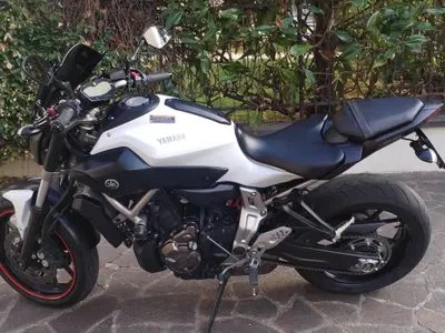 Yamaha MT-07 (2014 - 16) usata