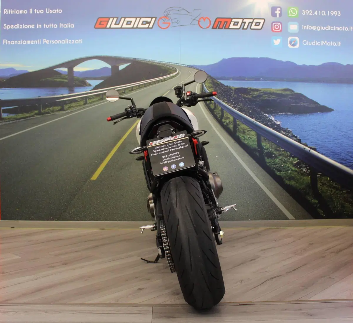 Yamaha XSR 900 (2022 - 24) (4)