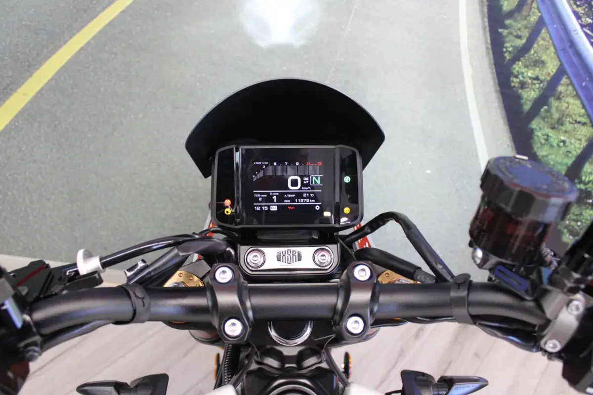 Yamaha XSR 900 (2022 - 24) (6)