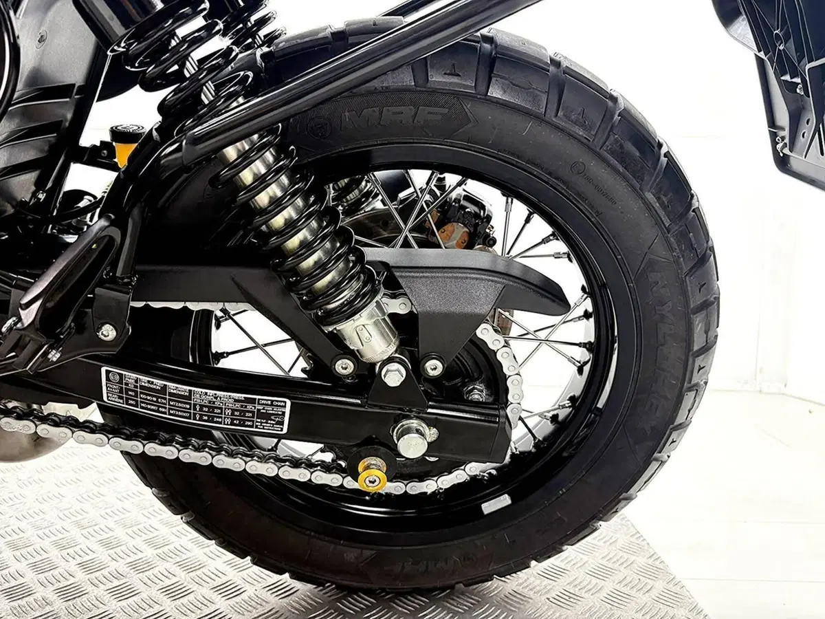 Royal Enfield Bear 650 (2025 - 26) (18)