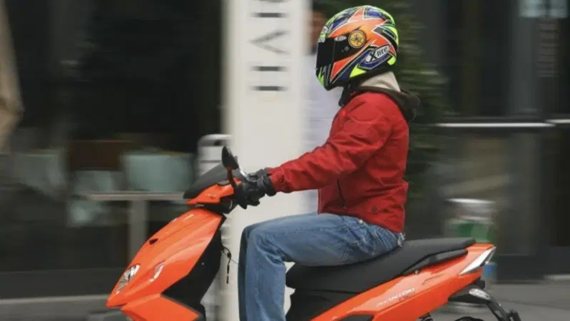 Limiti di velocità dei ciclomotori: la Germania spinge per alzarli