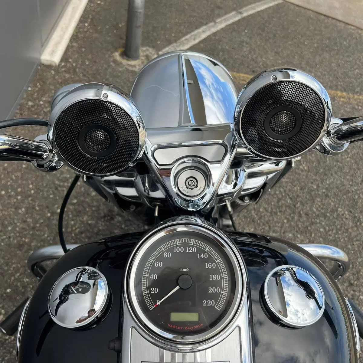 Harley-Davidson 1584 Road King Classic (2007 - 10) - FLHRC (11)