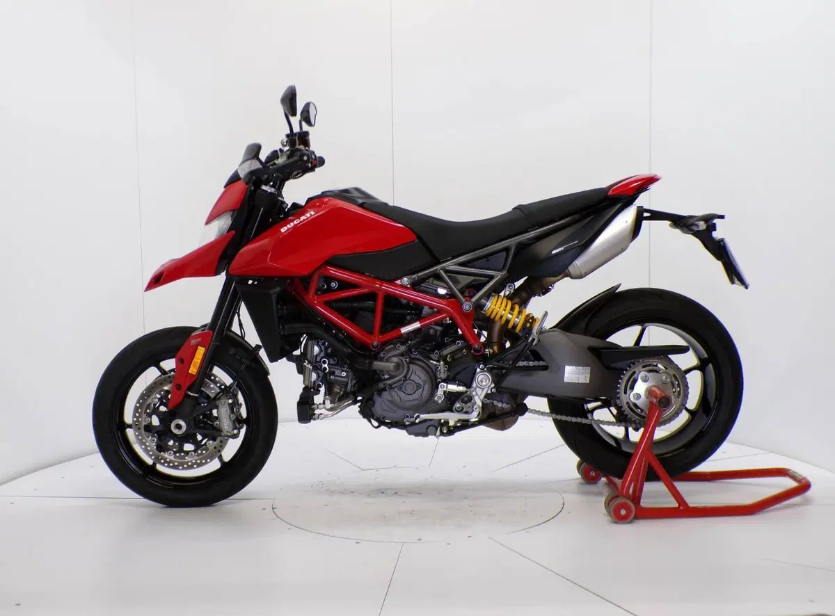 Ducati Hypermotard 950 (2022 - 25) (4)